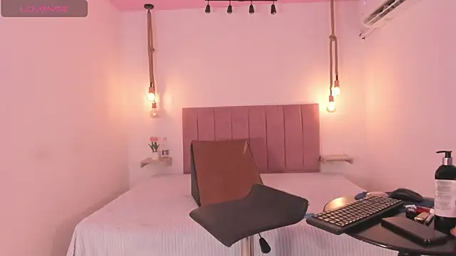 BabyBrown   online show from 12/05/25, 12:41