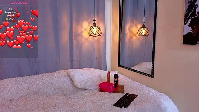 Flor Gil online show from 02/18/26, 02:51