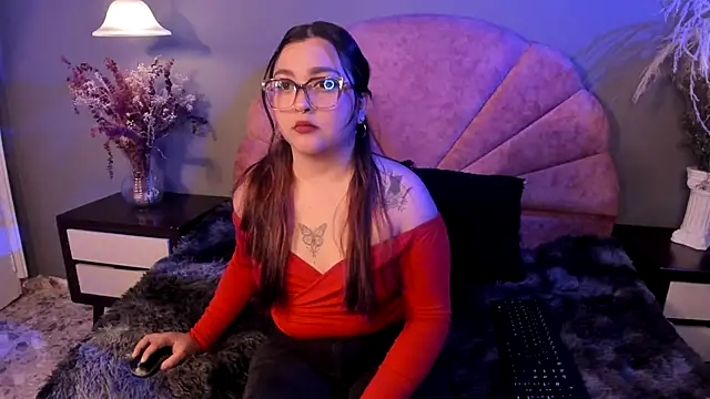 CrystalMay  online show from 11/05/25, 11:43