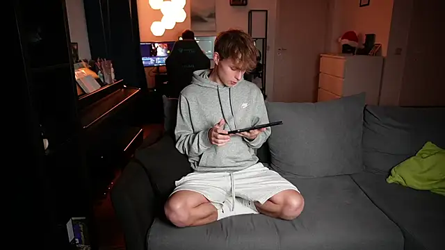 InnocentGuysOF online show from 11/27/25, 06:21