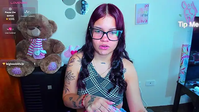 Emma boo online show from 04/05/26, 02:58