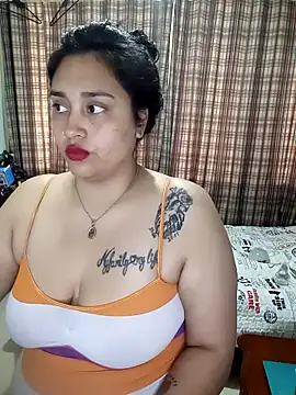 Snapshot of SherryMonroe chatting on 11/04/25, 02:49 SherryMonroe online show from 11/04/25, 02:49