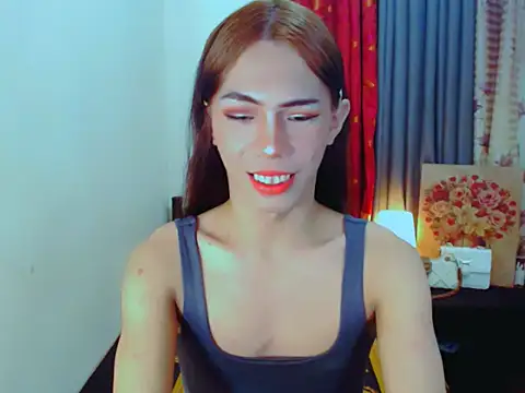 EXOTICGEORGINA online show from 11/22/25, 09:41