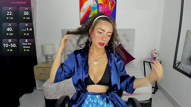 natasha segura online show from 11/10/25, 03:16