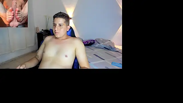 Snapshot of Baex1 chatting on 10/29/25, 02:36 Baex1 online show from 10/29/25, 02:36