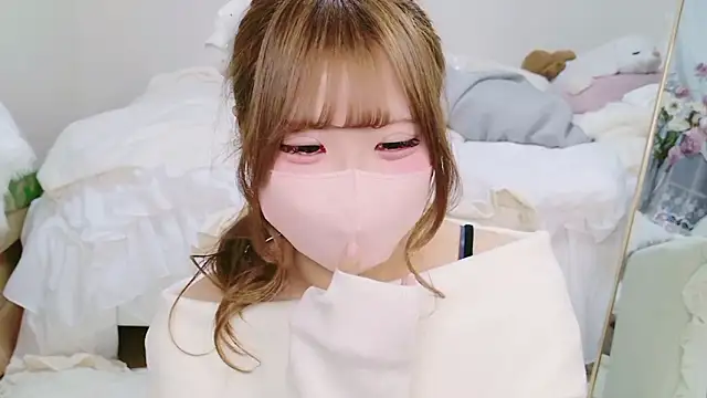 Snapshot of Ichiru_xsc chatting on 12/22/25, 06:43 Ichiru xsc online show from 12/22/25, 06:43