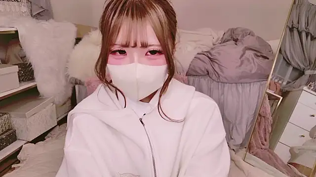 Snapshot of Ichiru_xsc chatting on 02/21/26, 01:23 Ichiru xsc online show from 02/21/26, 01:23