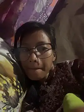 hottiebabe23 online show from 11/15/25, 08:49