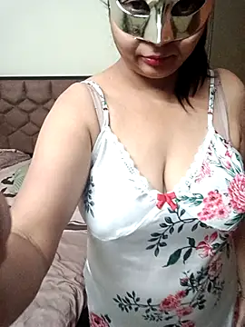 Naughty-Nancy online show from 01/15/26, 04:44