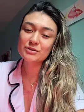 Im-Lola online show from 02/01/26, 07:45