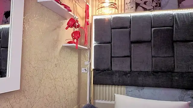 Im-Lola online show from 02/11/26, 12:15