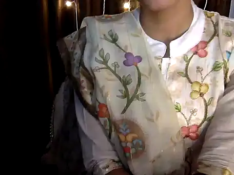 Snapshot of 0112_Baby chatting on 10/29/25, 07:21 0112 Baby online show from 10/29/25, 07:21