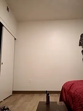 Karebearz1 online show from 11/14/25, 10:36