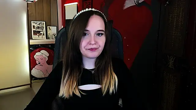 IreneBailey online show from 12/02/25, 01:17