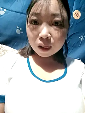 julybe online show from 11/20/25, 06:13