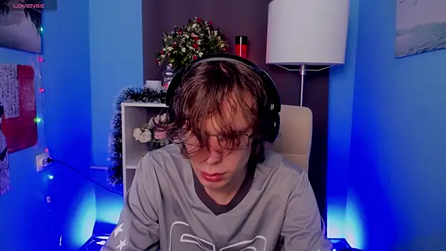 LeoBensyten online show from 11/23/25, 10:09