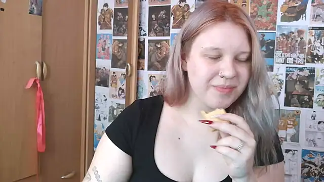 Snapshot of FoxPlayXX chatting on 07/12/26, 02:52 FoxPlayXX online show from 07/12/26, 02:52