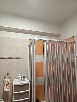 Pistacchio01 online show from 11/01/25, 08:55