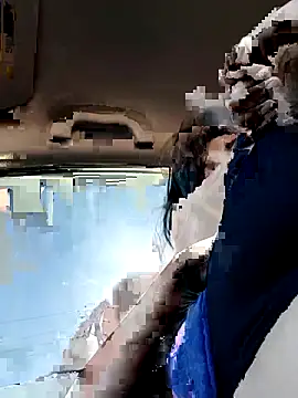 Snapshot of MZThang2Kute chatting on 11/01/25, 10:56 MZThang2Kute online show from 11/01/25, 10:56