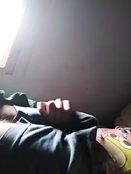 Snapshot of Fede26Zonasur chatting on 10/29/25, 04:53 Fede26Zonasur online show from 10/29/25, 04:53