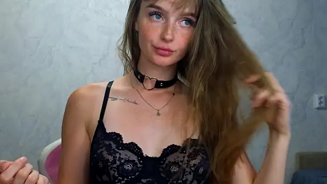 Lovelly molly1 online show from 07/08/26, 05:50