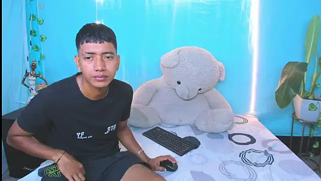 darwinandbrayann online show from 07/18/26, 02:43