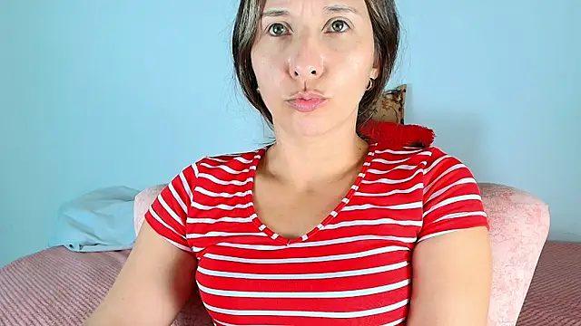 alana pink95 online show from 03/27/26, 07:57