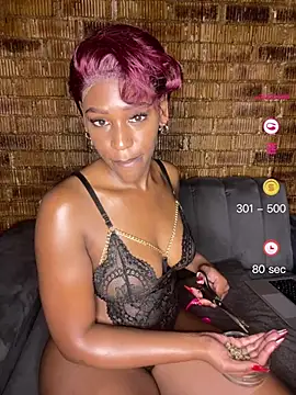 Snapshot of SP1CY_MOMMY chatting on 05/21/26, 02:18 SP1CY MOMMY online show from 05/21/26, 02:18