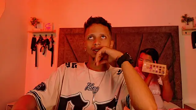 DamianandEva online show from 04/10/26, 12:21