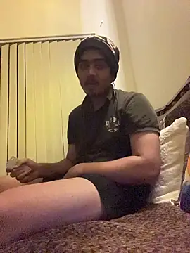 Snapshot of FlashyOcean53 chatting on 02/14/26, 01:08 FlashyOcean53 online show from 02/14/26, 01:08