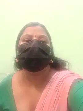 Snapshot of tamil_Nithya_J chatting on 04/24/26, 08:39 tamil Nithya J online show from 04/24/26, 08:39