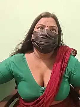 Snapshot of tamil_Nithya_J chatting on 05/24/26, 09:25 tamil Nithya J online show from 05/24/26, 09:25