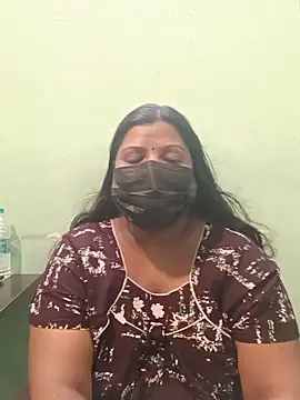 Snapshot of tamil_Nithya_J chatting on 08/05/26, 11:13 tamil Nithya J online show from 08/05/26, 11:13