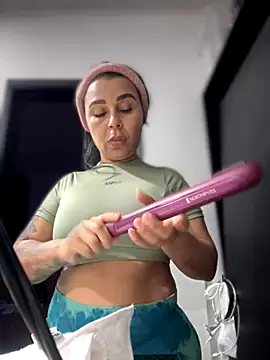 Natural BIGASS Nina online show from 11/25/25, 10:04