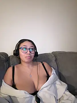 minha baby online show from 12/05/25, 07:06