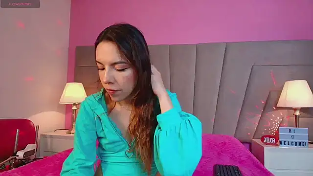 kittyblooms online show from 03/18/26, 01:03