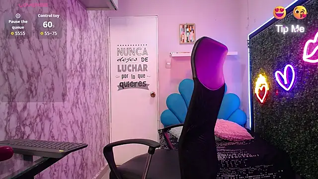 valeria martinez19 online show from 04/01/26, 09:34