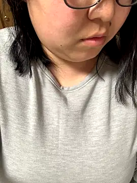 Snapshot of mina_mi_na chatting on 11/14/25, 11:09 mina mi na online show from 11/14/25, 11:09