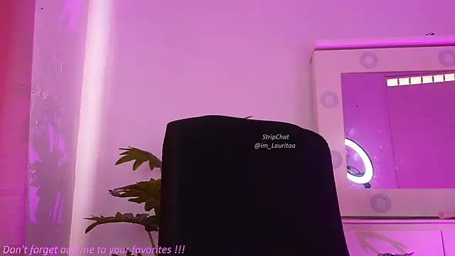 Snapshot of BabyLauritaa chatting on 07/08/26, 03:49 BabyLauritaa online show from 07/08/26, 03:49