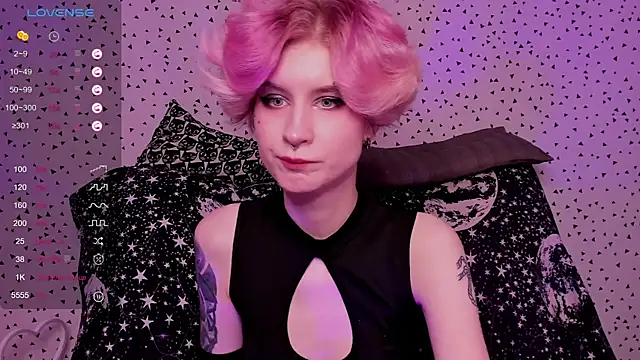 Snapshot of Angel_Julles chatting on 05/16/26, 02:05 Angel Julles online show from 05/16/26, 02:05