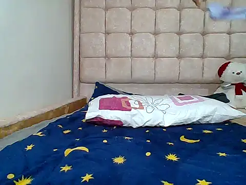 Petite baby5 online show from 03/03/26, 03:45