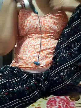Snapshot of Neha4545 chatting on 07/05/26, 06:20 Neha4545 online show from 07/05/26, 06:20