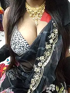 Rithikasangupta online show from 11/08/25, 03:34