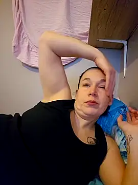 Girlysensuelle online show from 12/02/25, 07:57