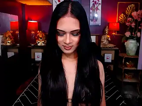 Plastique PATRICIA online show from 04/10/26, 08:30