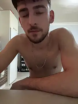 yasinesra757  online show from 03/04/26, 10:16