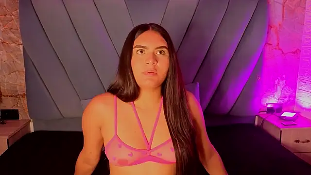 amarahanks1 online show from 11/06/25, 11:44