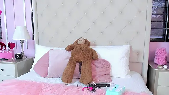 scarlett leblanc  online show from 03/10/26, 11:59