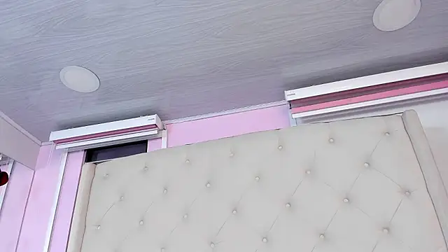 scarlett leblanc  online show from 03/12/26, 11:49