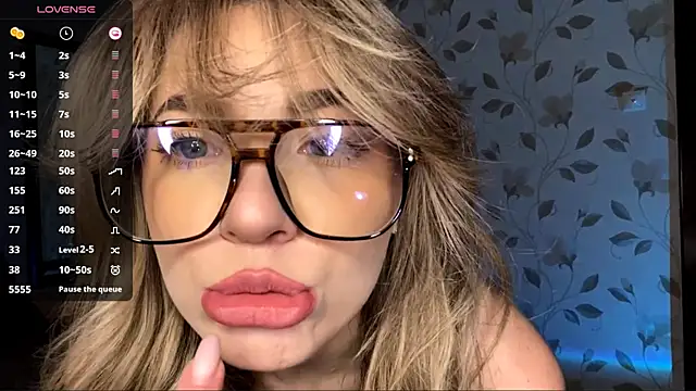 OrethaEredia online show from 02/04/26, 05:08